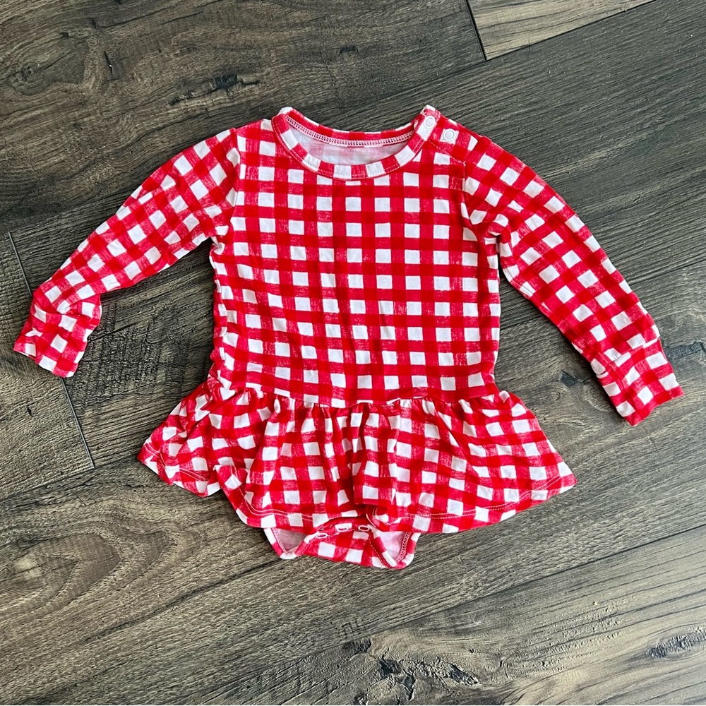 Gigi & Max baby girls 9m Tutu with Bodysuit